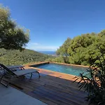 D'architecte Avec Vue Imprenable Et Piscine Chauffee *