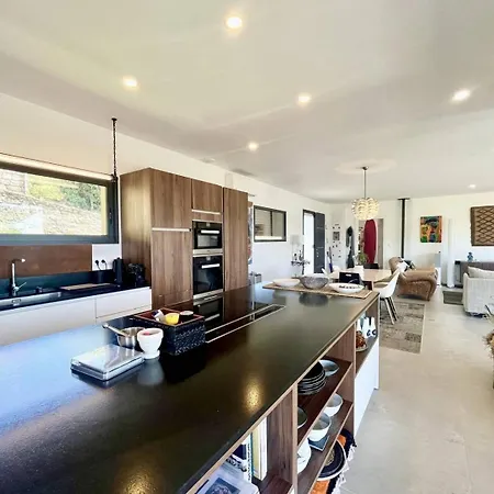 Βίλα D'architecte Avec Vue Imprenable Et Piscine Chauffee Viggianello